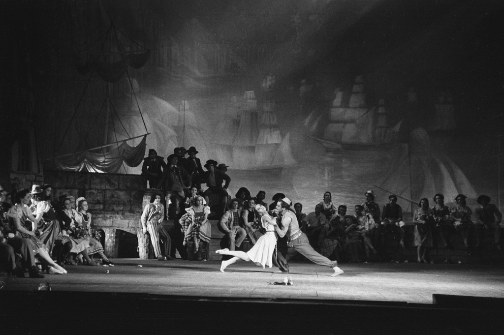 Jurowski ballet Scarlet Sails Bolshoi dance Russia USSR