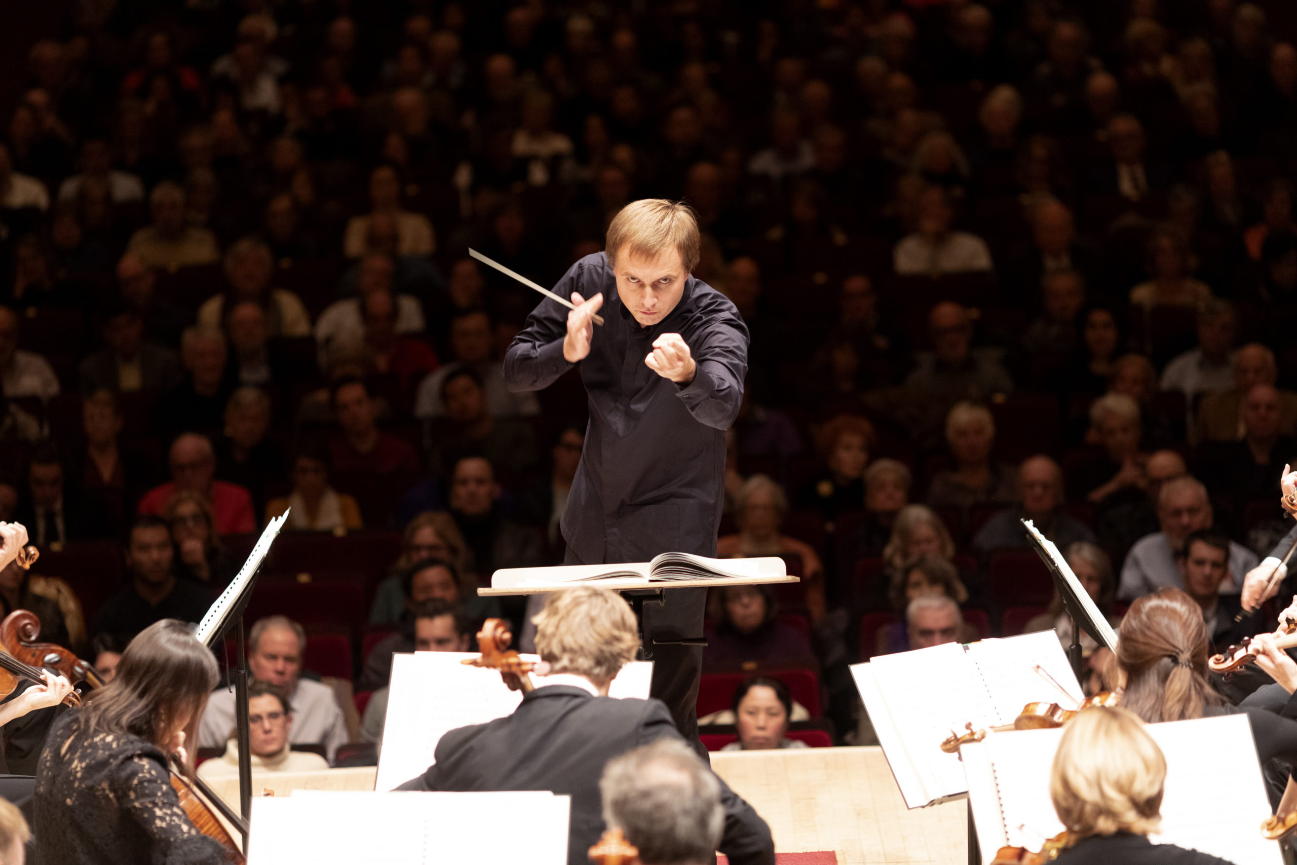 Petrenko conductor BRSO Carnegie Hall Maestro Russian orchestra music classical stage