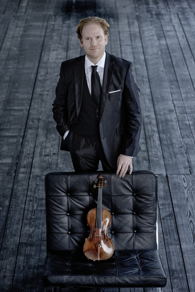 Daniel Hope, violin, violinist, soloist, performer, artist, host, Hope@Home, classical