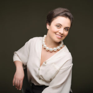 Katharina Konradi, soprano, sing, voice, vocal, opera, artist, performer