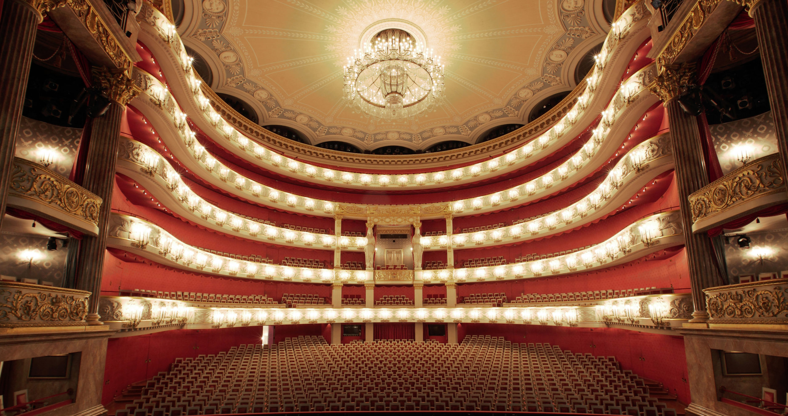 Bayerische Staatsoper, Bavarian State Opera, auditorium, Nationaltheater, opera, music, stage, seating, Munich, Muenchen