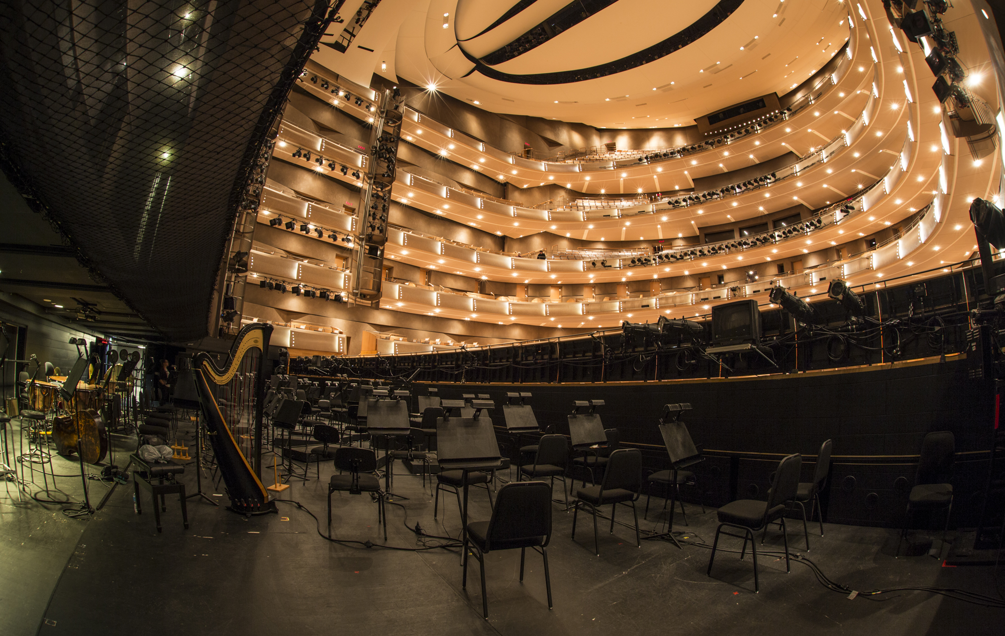 Four Seasons Centre for the Performing Arts, Toronto, auditorium, orchestra pit, stage, seating, opera house, Diamond Schmitt, tiers, COC, Canadian Opera Company